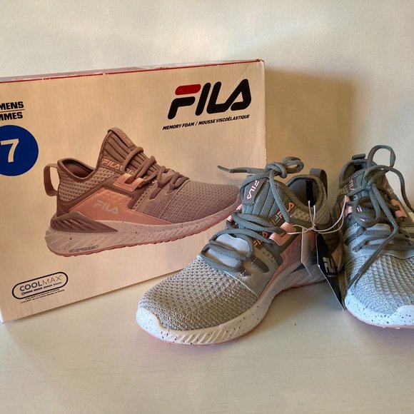 Womens Fila Running Shoes - NWT - Picture 10 of 10